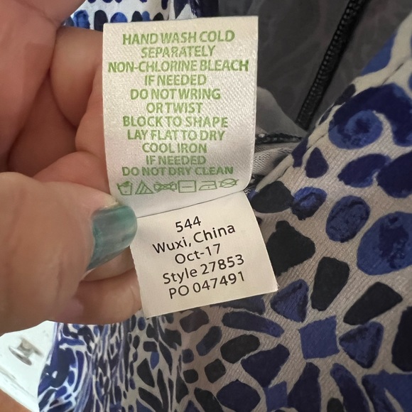 Lilly Pulitzer Bryce Romper in Bright Navy Taverna Tile Allover - Picture 15 of 15